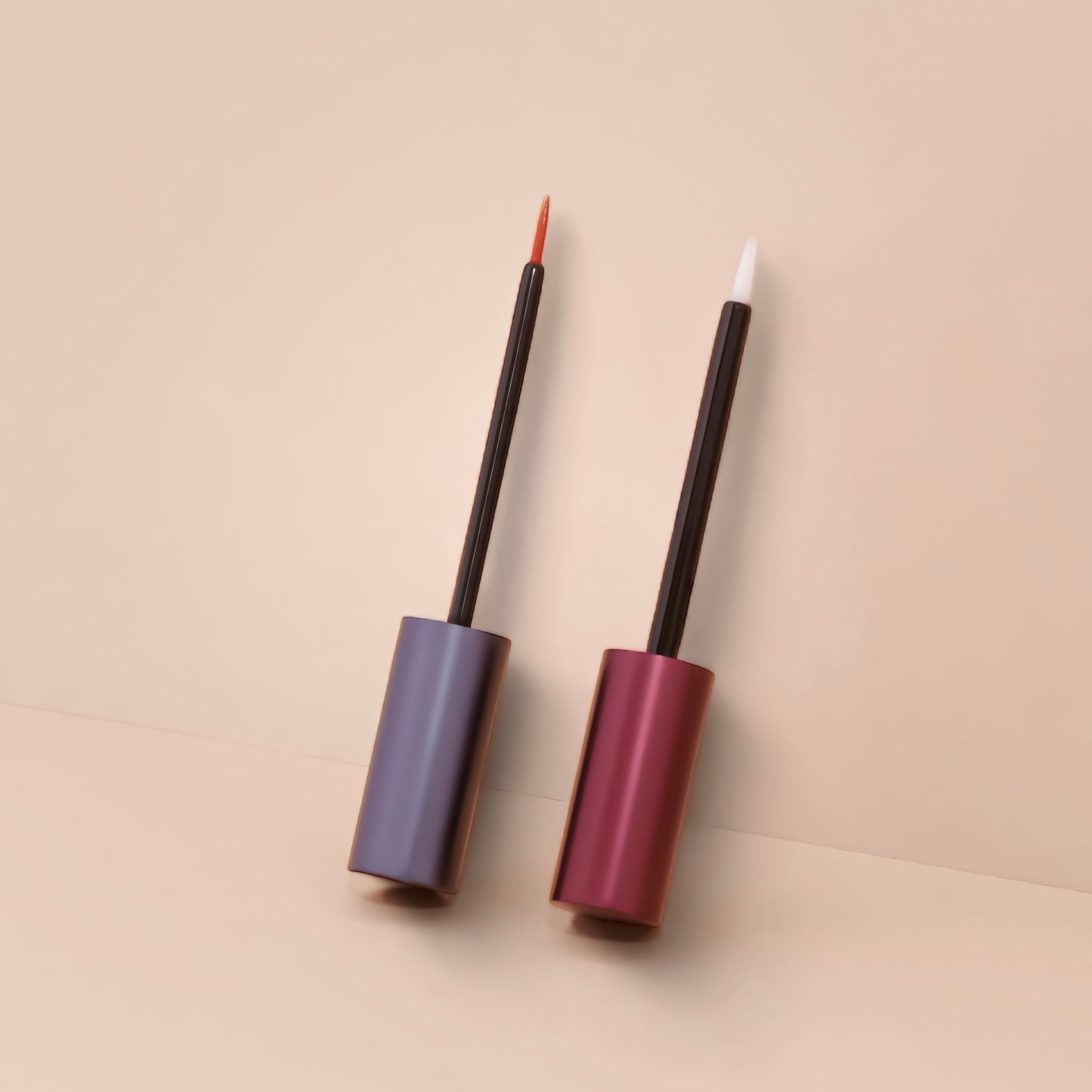 Eyelash serum + eyebrow serum pack.